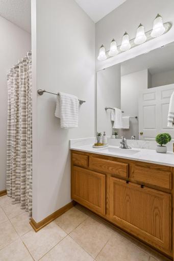 19704 Canary Path, 102, Farmington, MN 55024