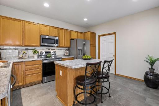 19704 Canary Path, 102, Farmington, MN 55024