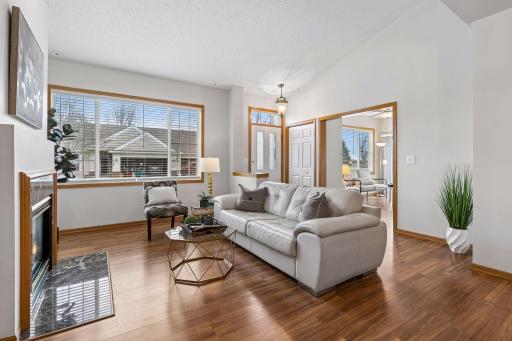 19704 Canary Path, 102, Farmington, MN 55024