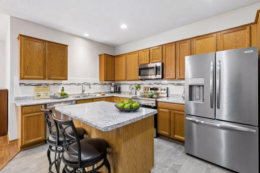 19704 Canary Path, 102, Farmington, MN 55024