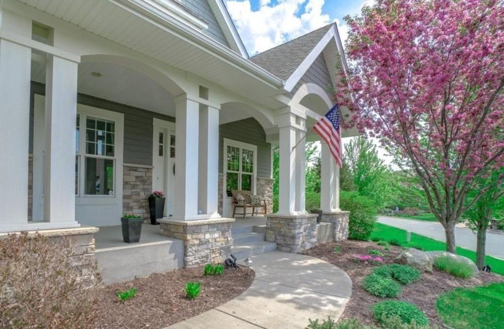 Click on the Virtual Tour to see the Live Video of this home!