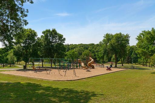 17141 90th Place N, Maple Grove, MN 55311
