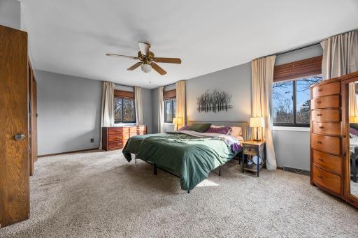 Main floor primary BR space