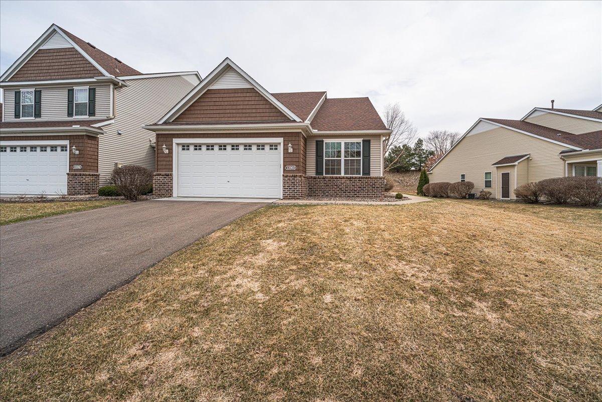 33-Exterior Front.jpg