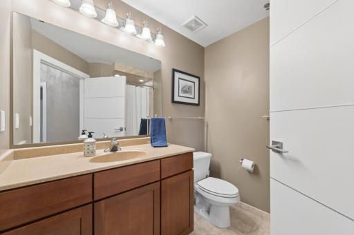 6600 Lyndale Avenue S, 1200, Minneapolis, MN 55423