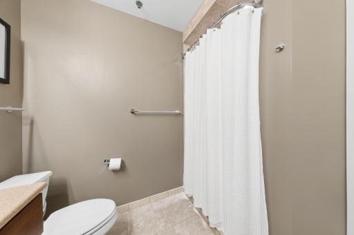 6600 Lyndale Avenue S, 1200, Minneapolis, MN 55423