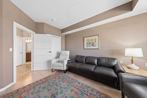 6600 Lyndale Avenue S, 1200, Minneapolis, MN 55423
