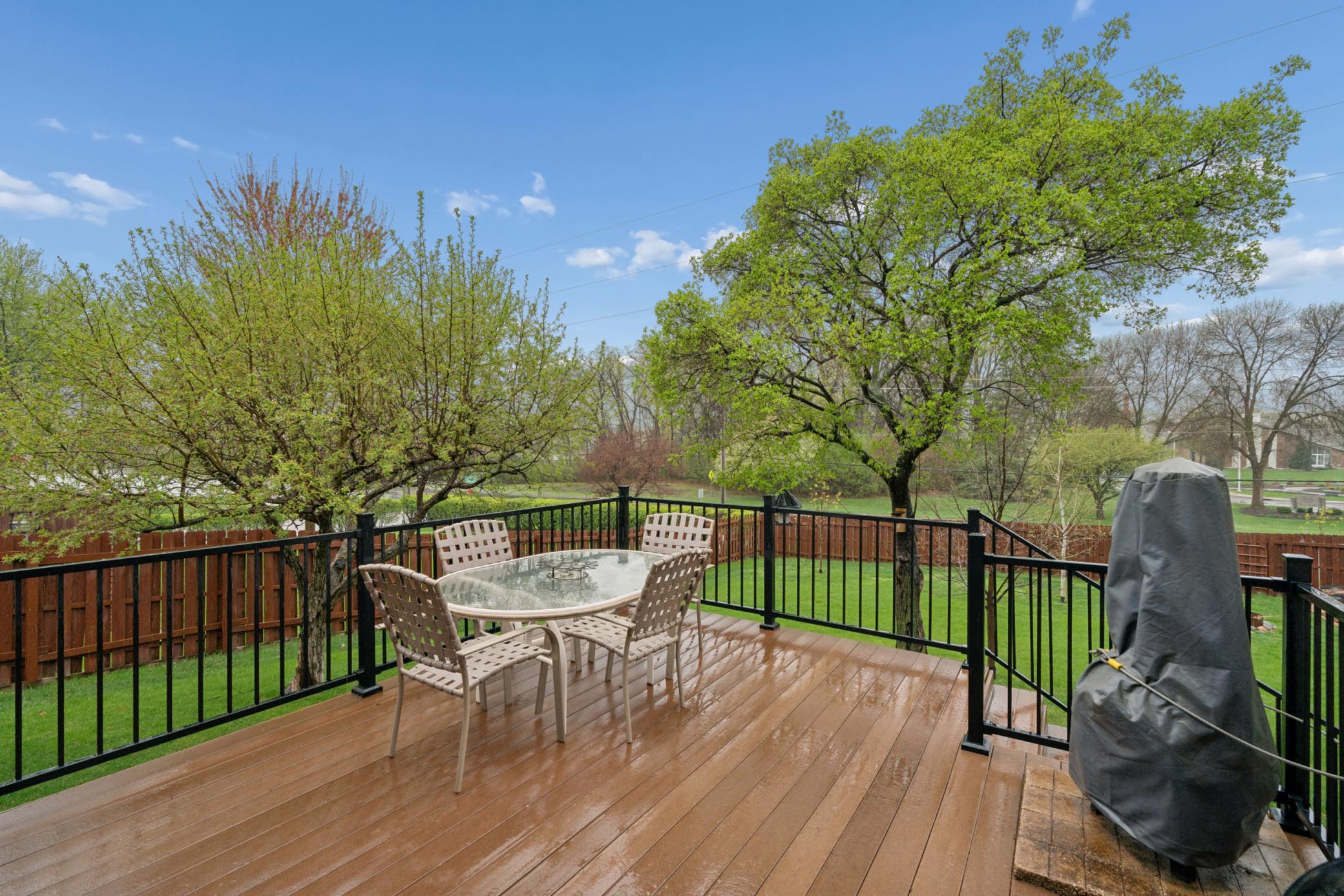 Composite deck