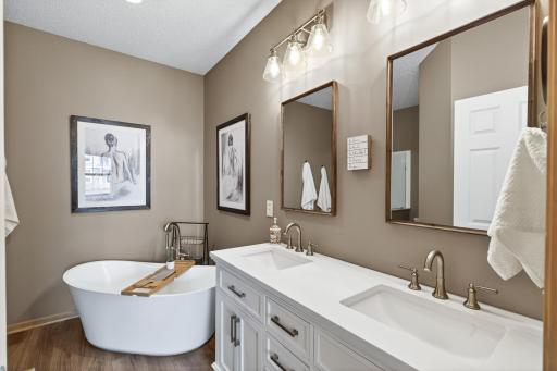 1758 1st Avenue, Anoka, MN 55303