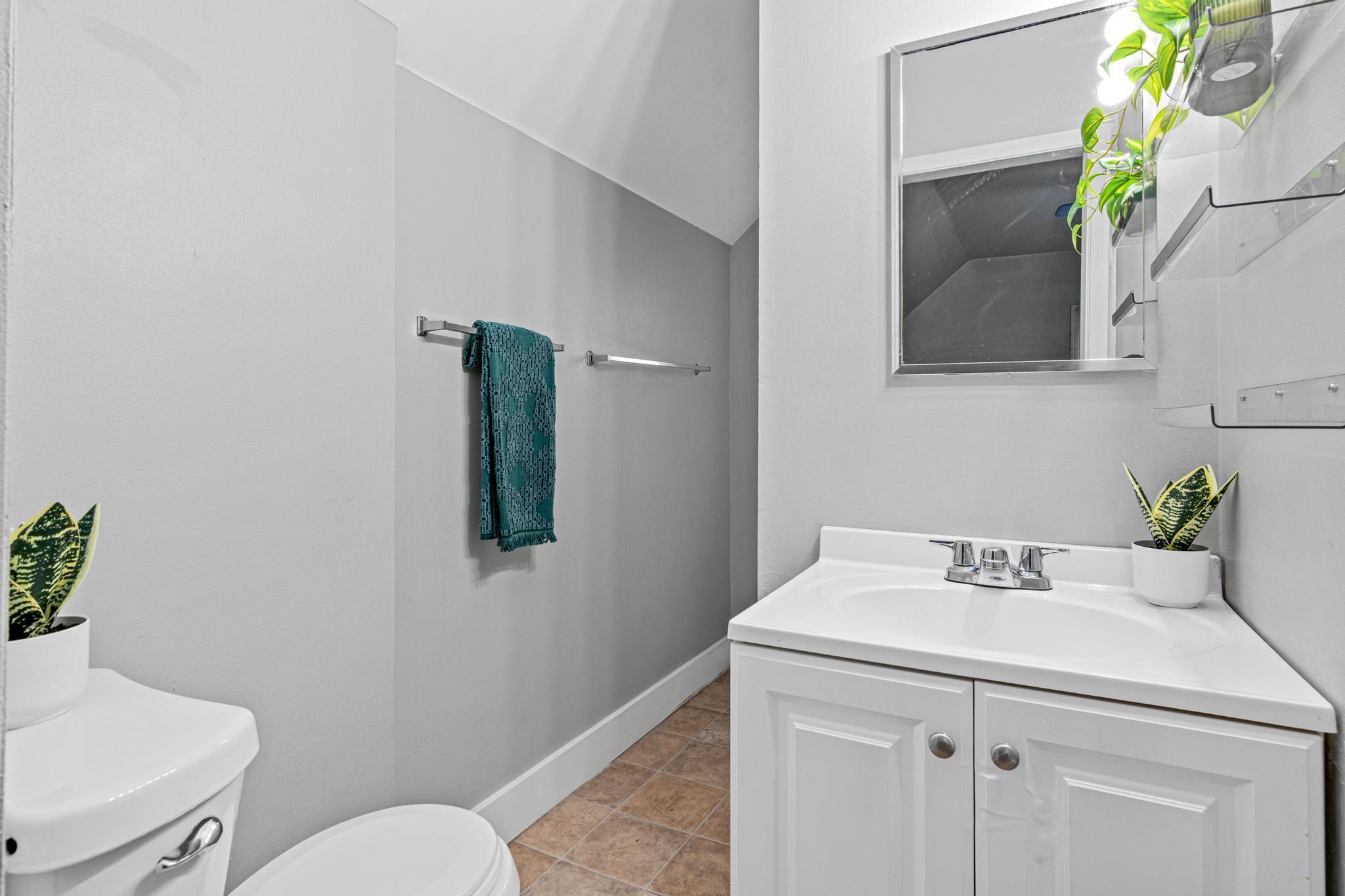 2314 NE 2nd St, Minneapolis, MN-34.jpg