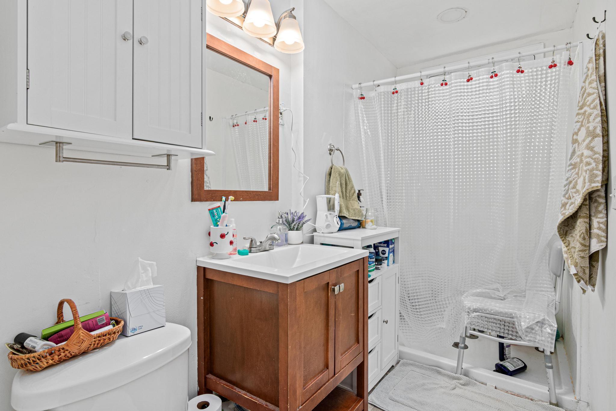 2314 NE 2nd St, Minneapolis, MN-33.jpg