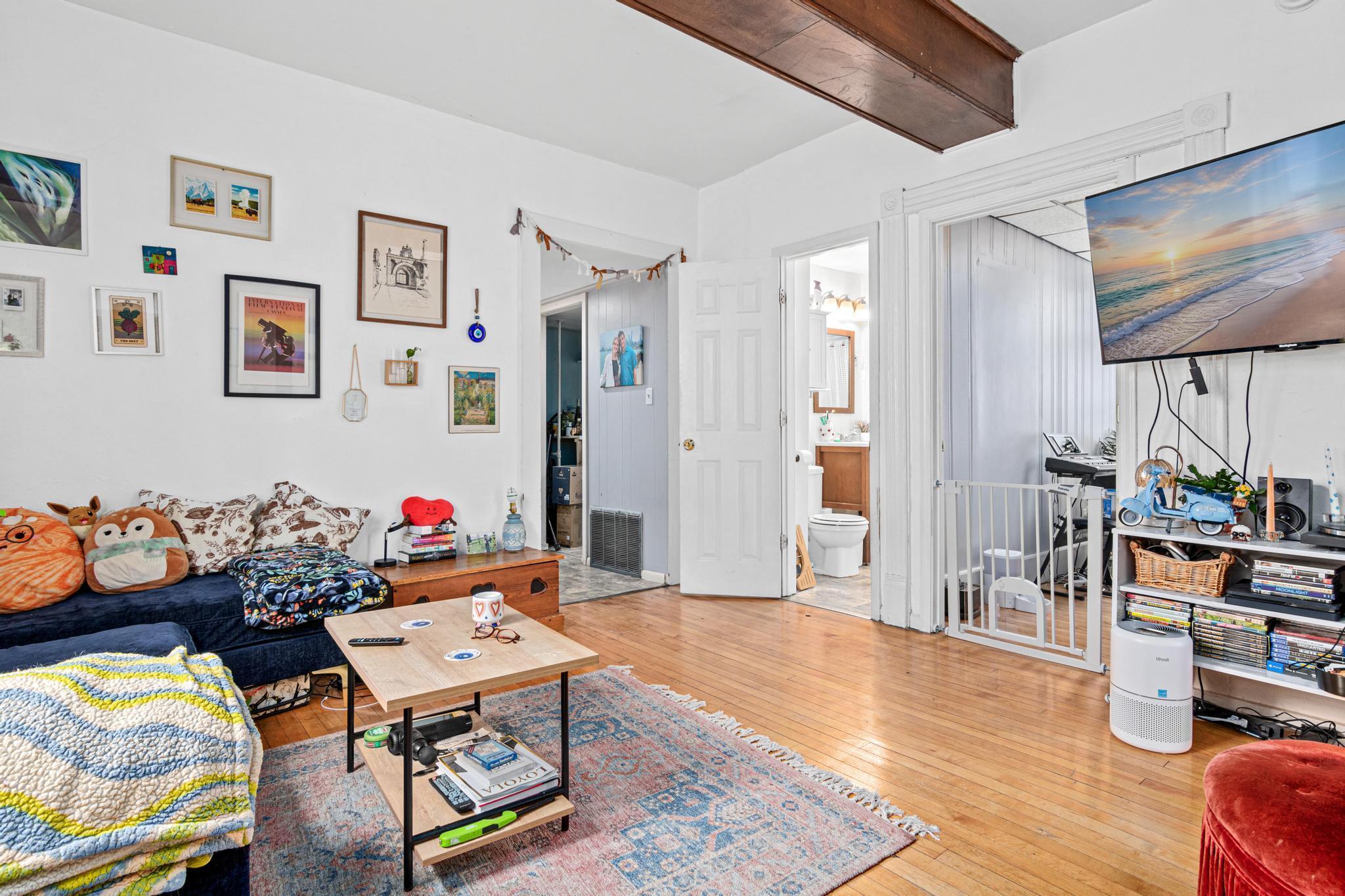 2314 NE 2nd St, Minneapolis, MN-2.jpg