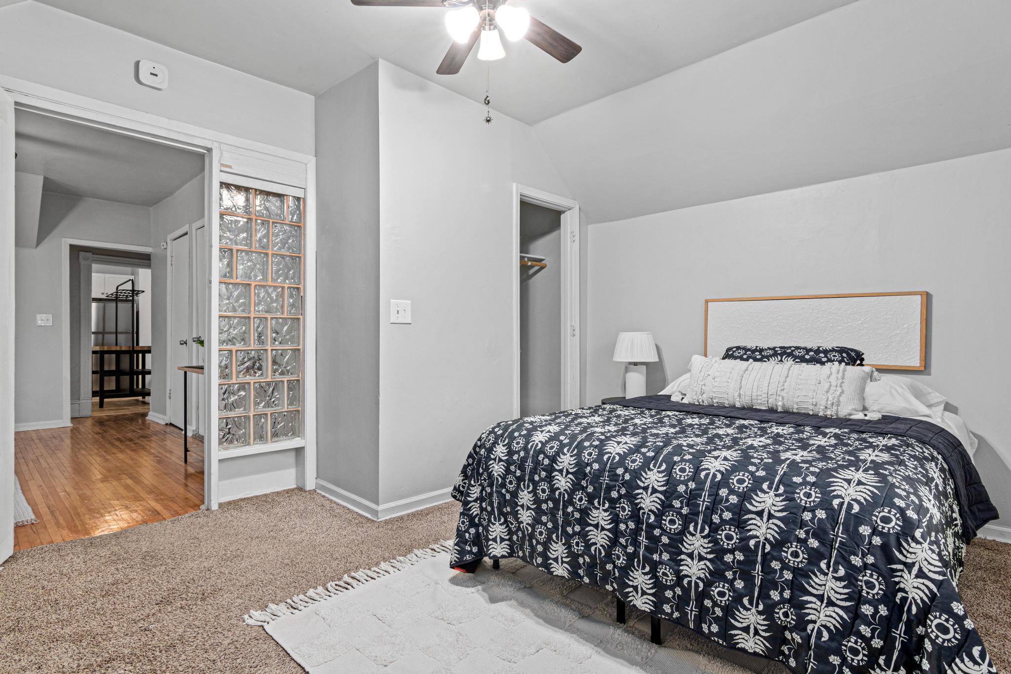 2314 NE 2nd St, Minneapolis, MN-26.jpg