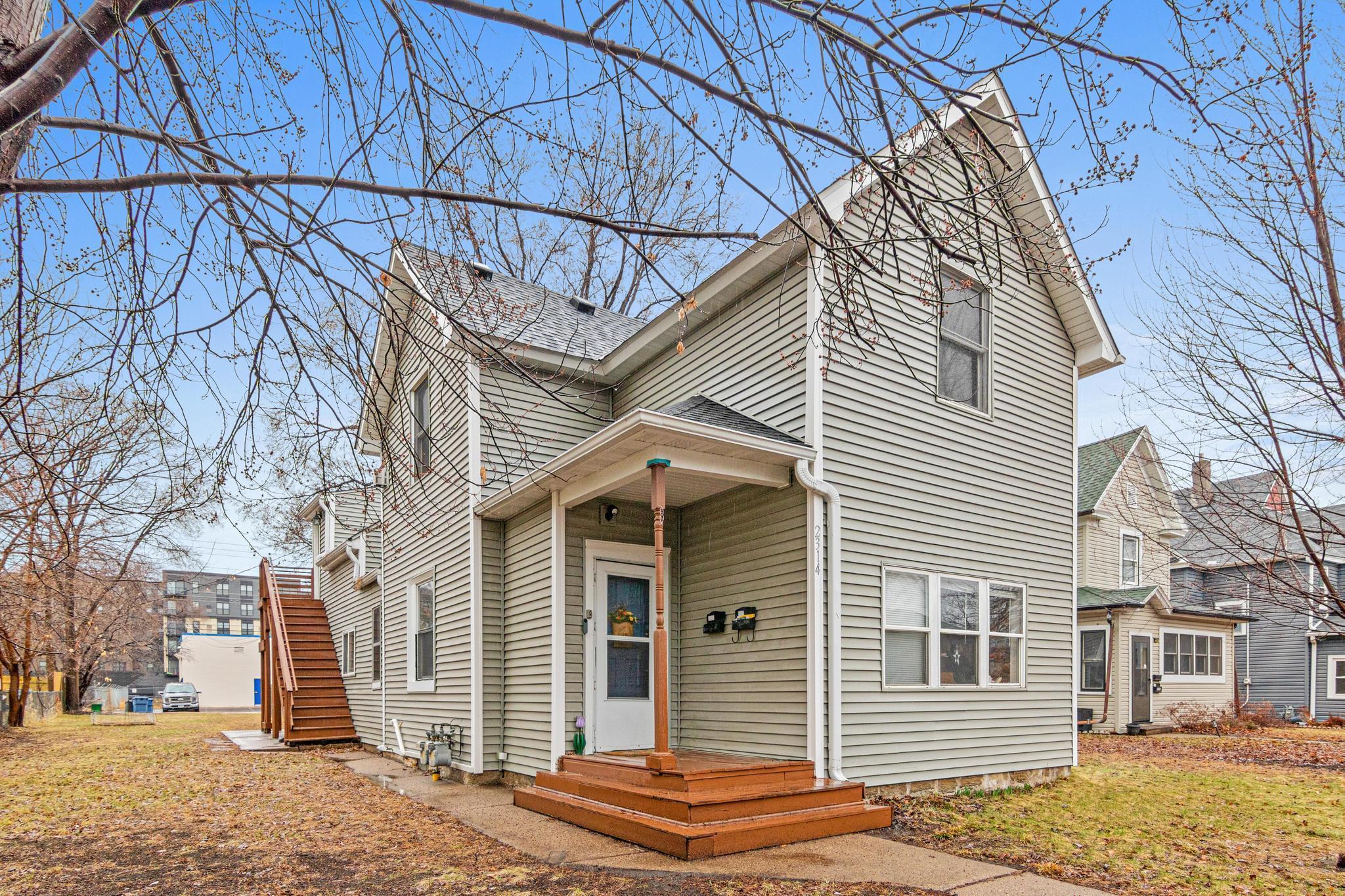 2314 NE 2nd St, Minneapolis, MN-1.jpg