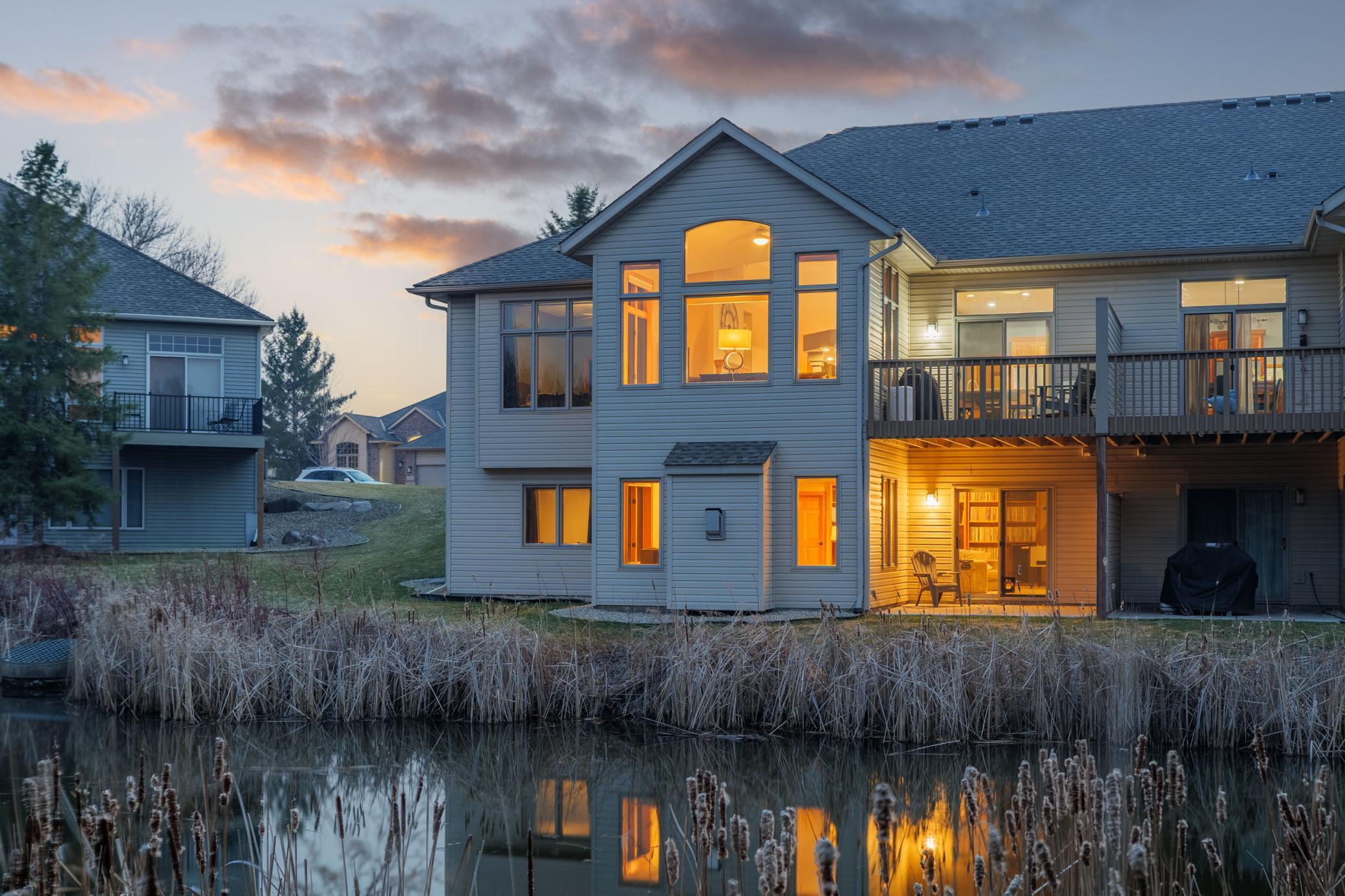 Enjoy privacy and tranquil views any time of day!