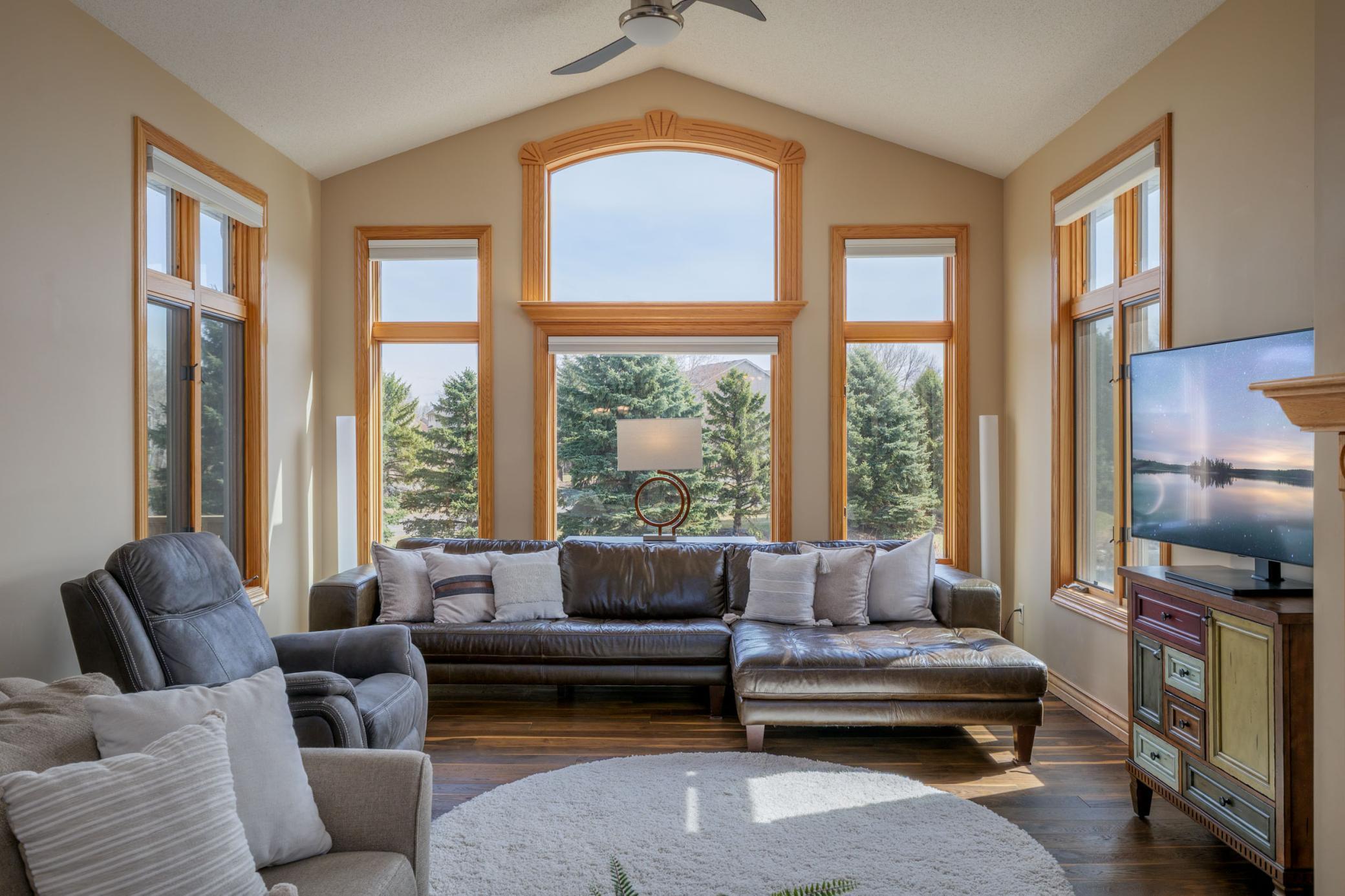 Enjoy high ceiling and tranquil views every day.