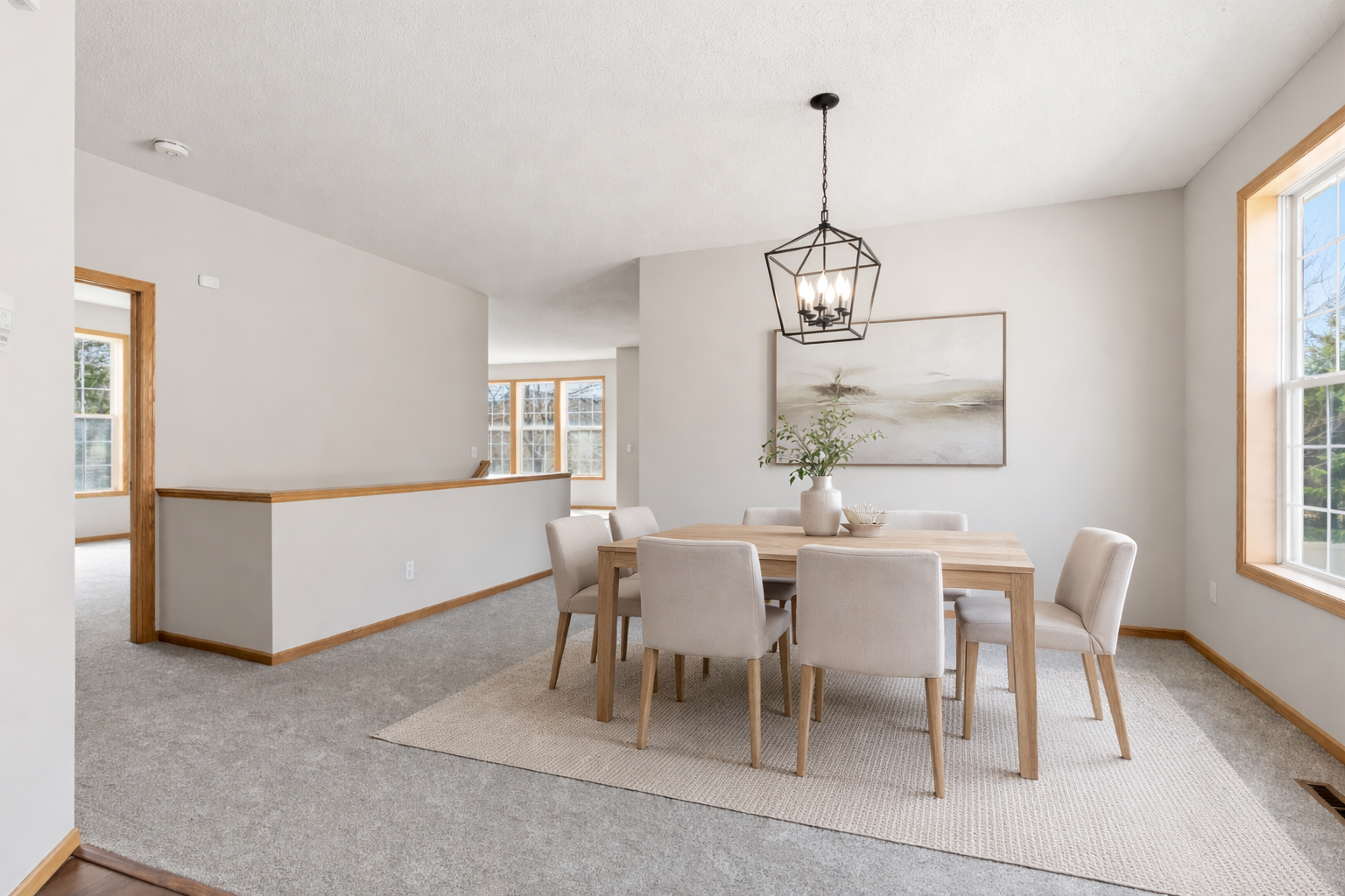 Virtually staged dining room