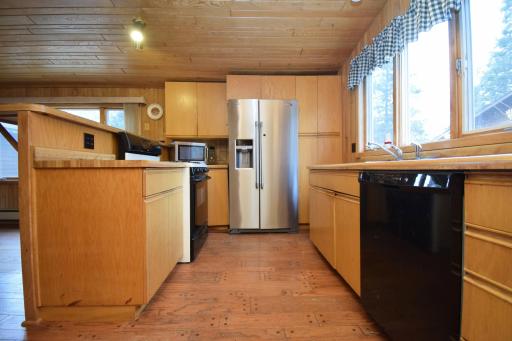 3434 Chenoweth Drive, Webster, WI 54893