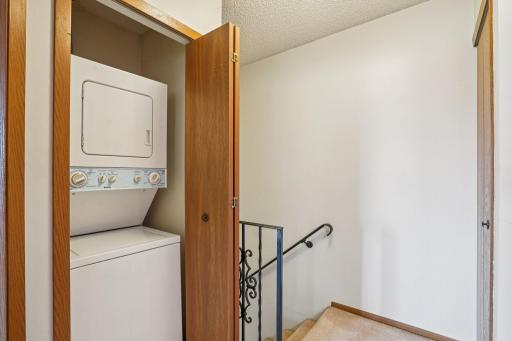 17-web-or-mls-90th Ave N-S0104-017.jpg