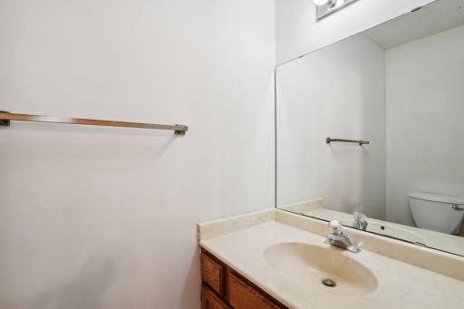 26-web-or-mls-90th Ave N-S0104-026.jpg