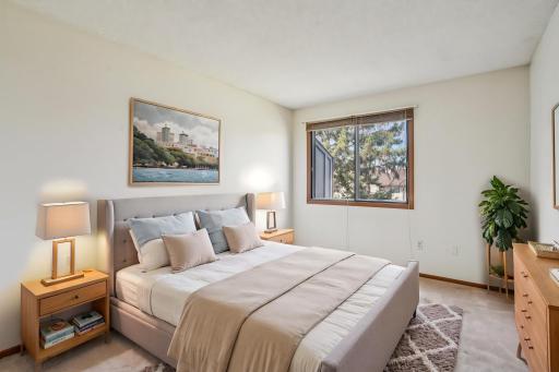 23-web-or-mls-90th-Ave-N-S0104-023 VS.jpg