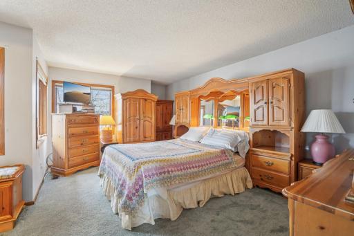 11380 36th Place N, Minneapolis, MN 55441