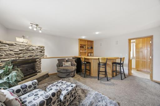 1122 5th Avenue W, West Fargo, ND 58078