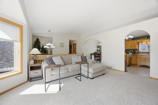 1122 5th Avenue W, West Fargo, ND 58078