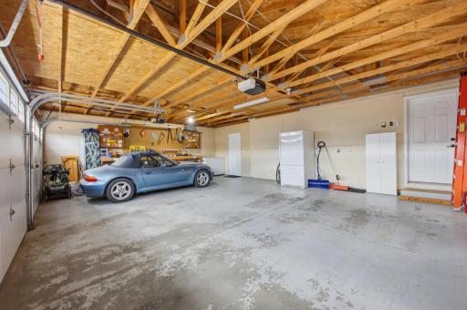 1122 5th Avenue W, West Fargo, ND 58078