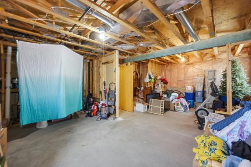 1122 5th Avenue W, West Fargo, ND 58078