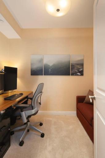 Carlyle 607 - Den is large enough for office, craft or grandkid's crib
