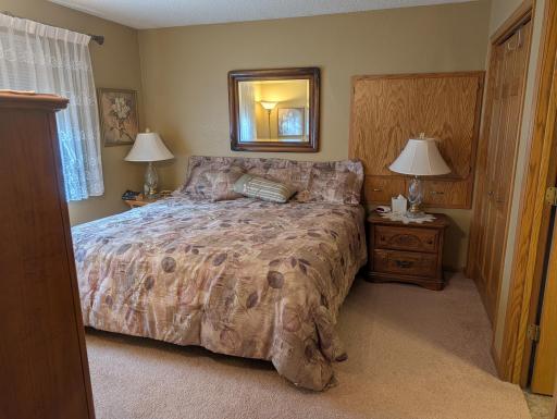 209 S 10th Street, Montevideo, MN 56265