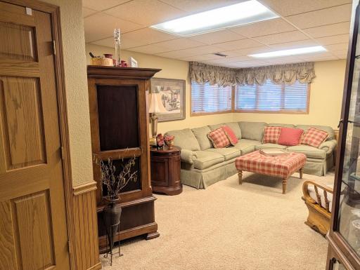 209 S 10th Street, Montevideo, MN 56265