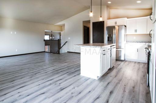 6720 Thomas Street, Horace, ND 58047