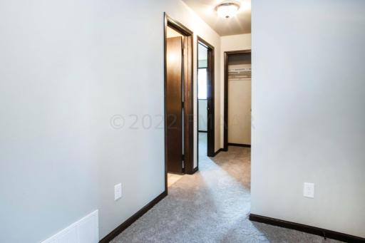 6720 Thomas Street, Horace, ND 58047