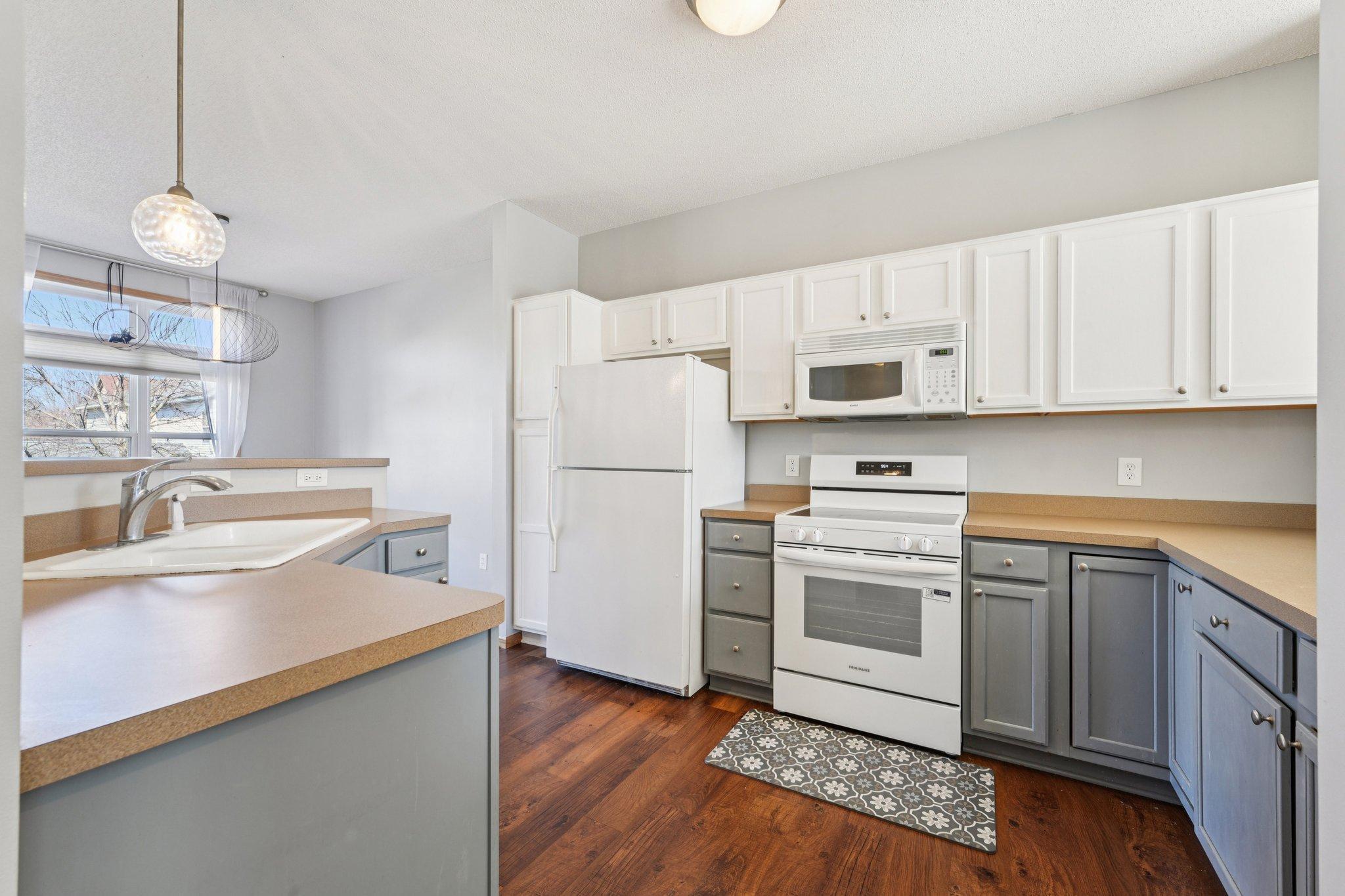 17-web-or-mls-Zane Ave N-S1104-017.jpg