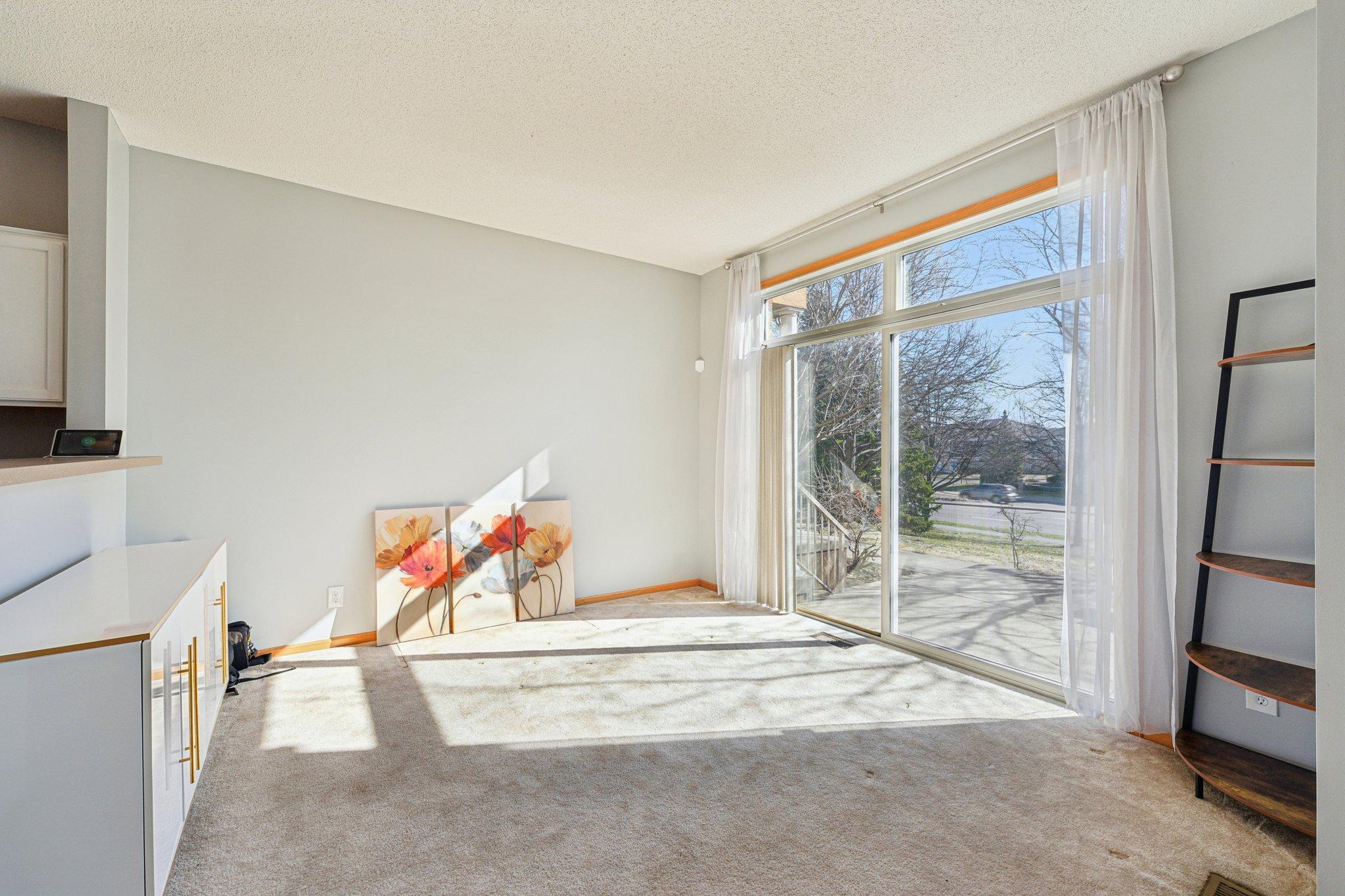 20-web-or-mls-Zane Ave N-S1104-020.jpg