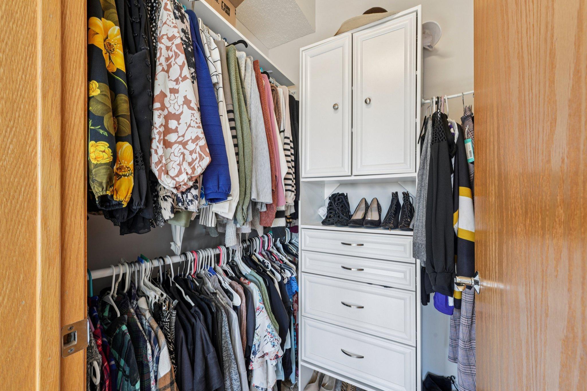 31-web-or-mls-Zane Ave N-S1104-031.jpg