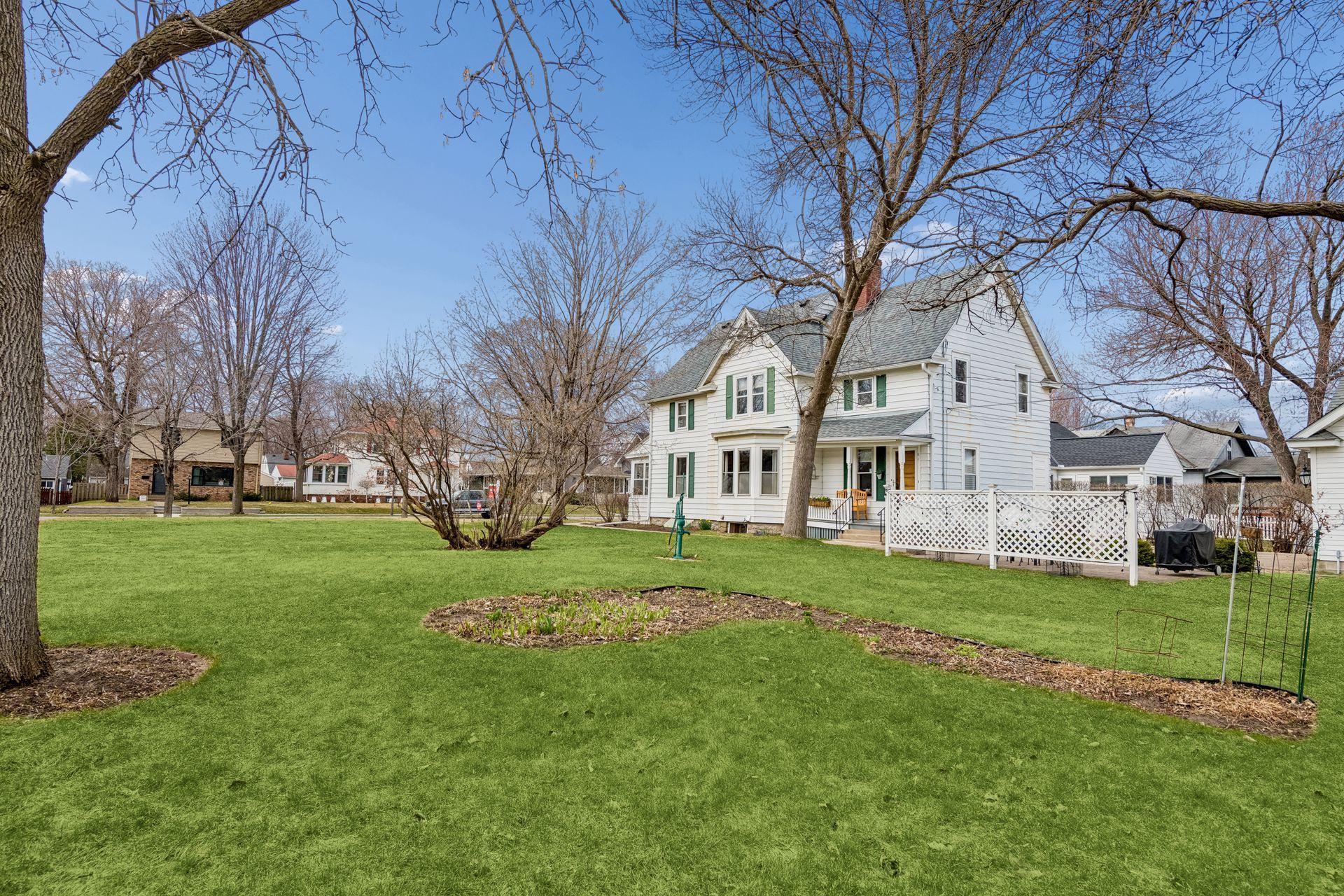 First time available in over 100 years! The south lot is a buildable lot.