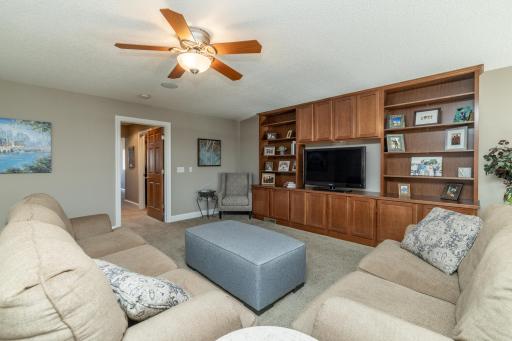 1454 Steeplechase Lane, 18, Eagan, MN 55122