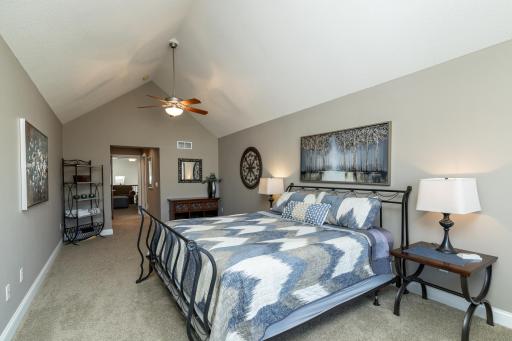 1454 Steeplechase Lane, 18, Eagan, MN 55122