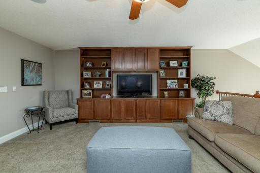 1454 Steeplechase Lane, 18, Eagan, MN 55122