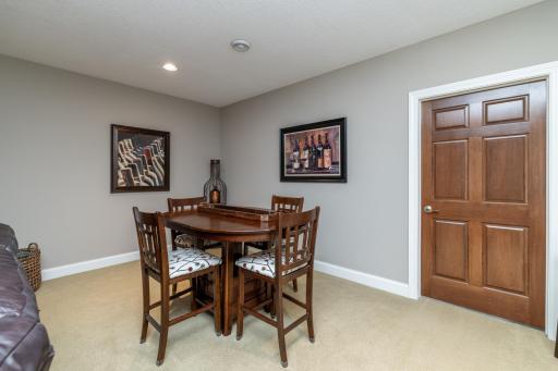 1454 Steeplechase Lane, 18, Eagan, MN 55122