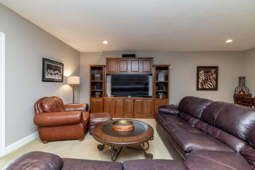 1454 Steeplechase Lane, 18, Eagan, MN 55122
