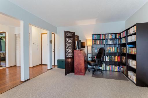 10750 Rockford Road, 313, Minneapolis, MN 55442