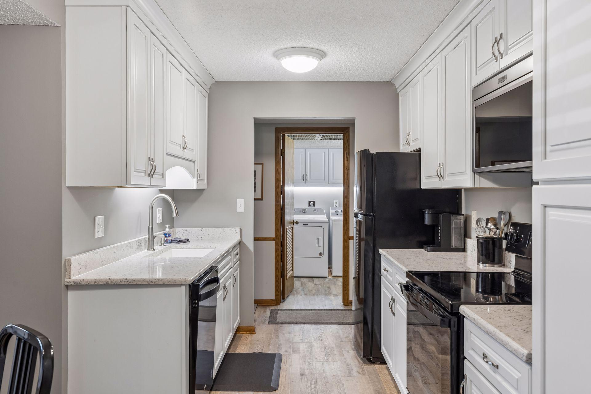 3150 Glen Oaks Avenue - Spacecrafting - 0016.jpg