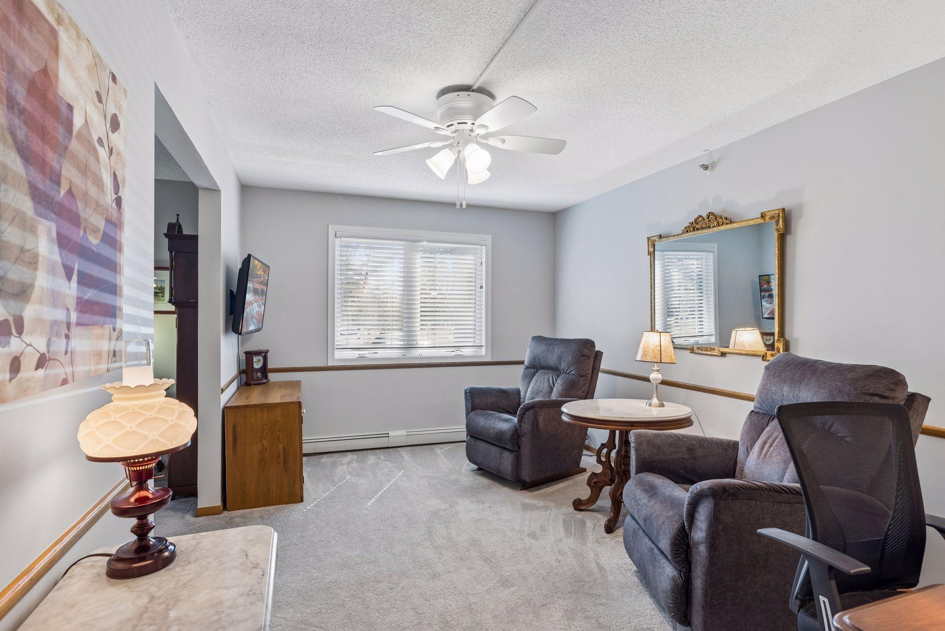 3150 Glen Oaks Avenue - Spacecrafting - 0019.jpg