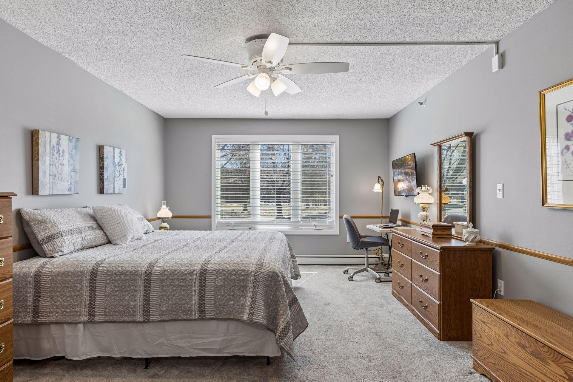 3150 Glen Oaks Avenue - Spacecrafting - 0025.jpg