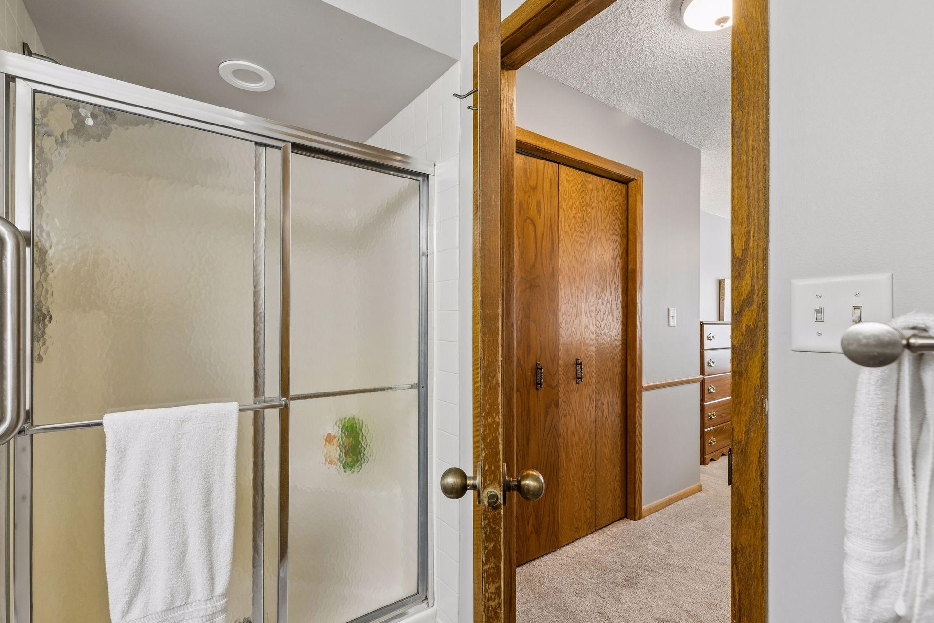 3150 Glen Oaks Avenue - Spacecrafting - 0030.jpg