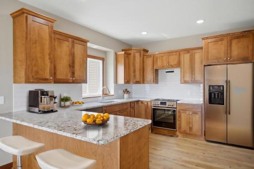 4_1306_18th_st_ne_017 - kitchen - standard - 1.jpg